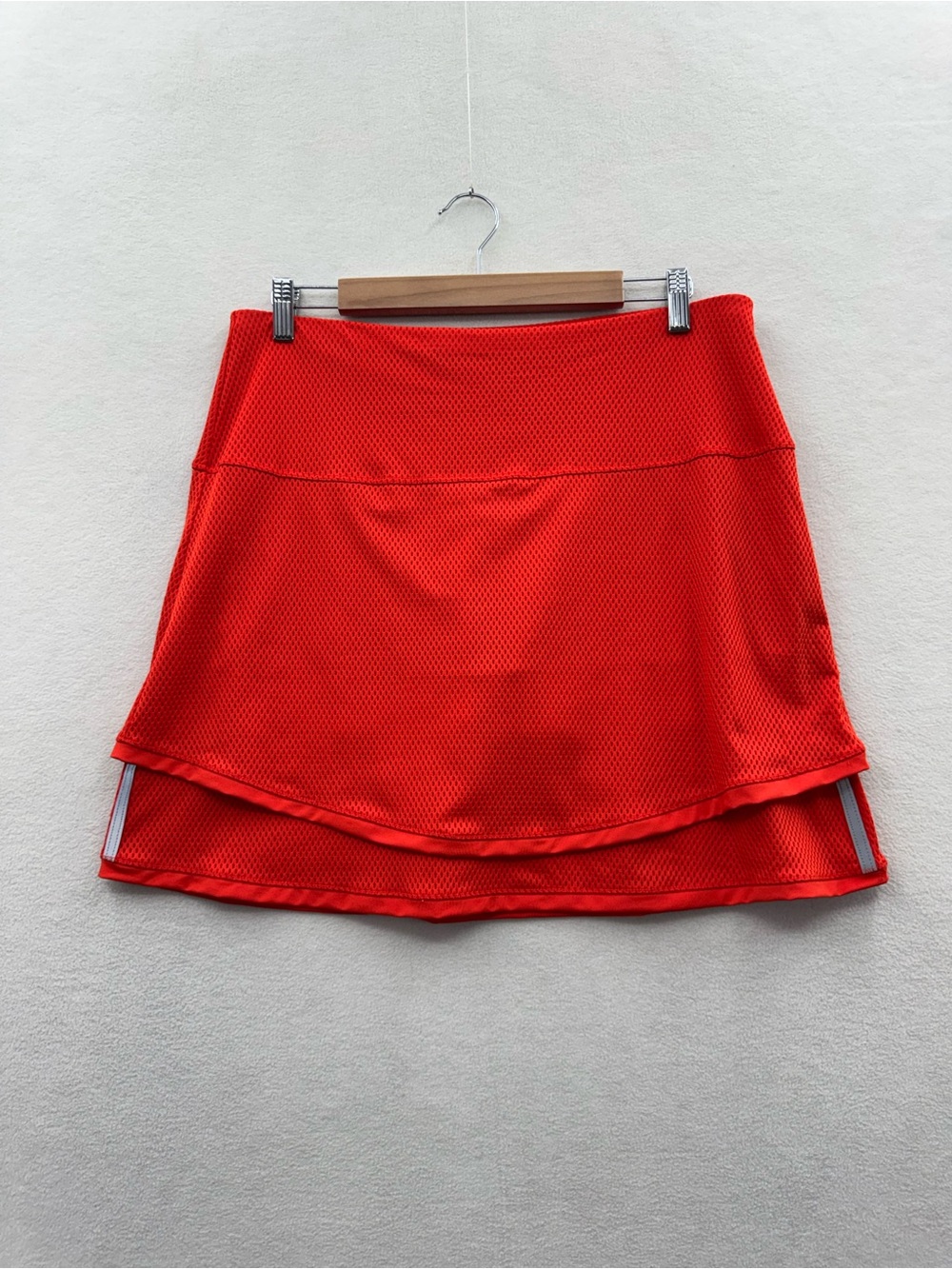 Lucky In Love Women’s Large Orange Red Skort Athletic Skirt
